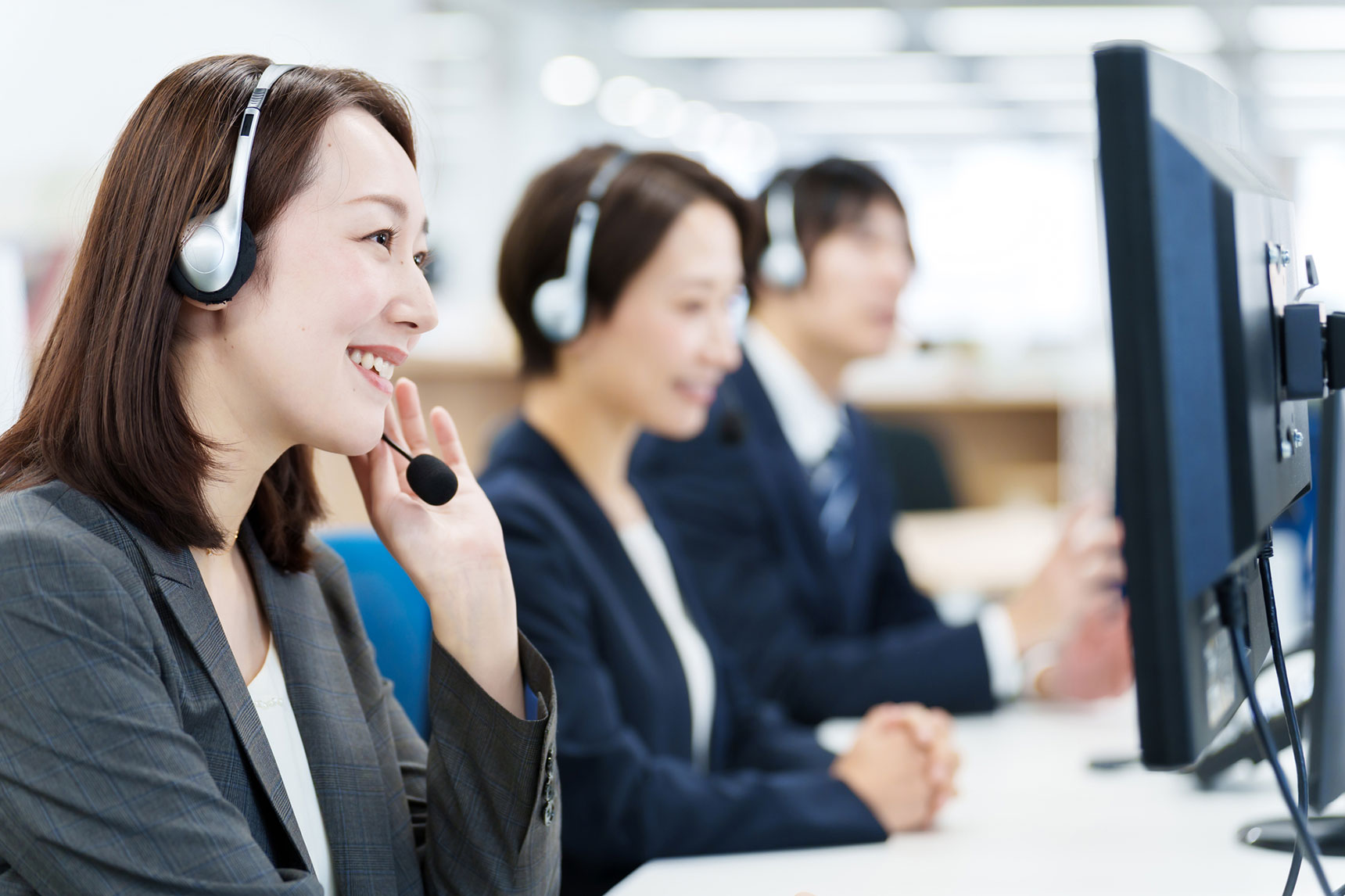 ITヘルプデスクとは?社内問い合わせを効率化するBPOサービスで情報システム部門の負荷軽減