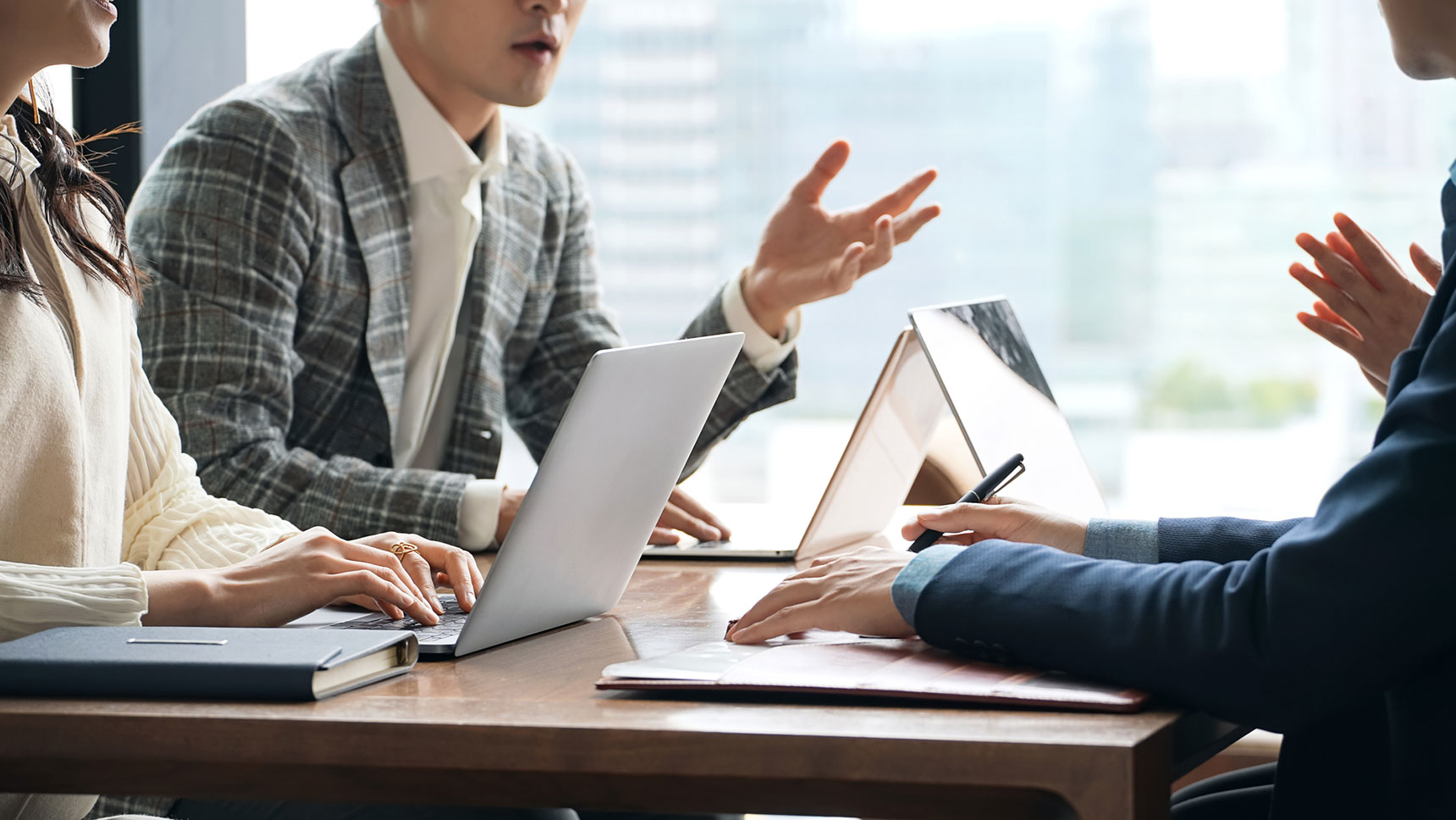 Microsoft 365は2026年にどう変わる?値上げだけじゃない、AI・セキュリティ強化の全体像と今すぐやるべき準備