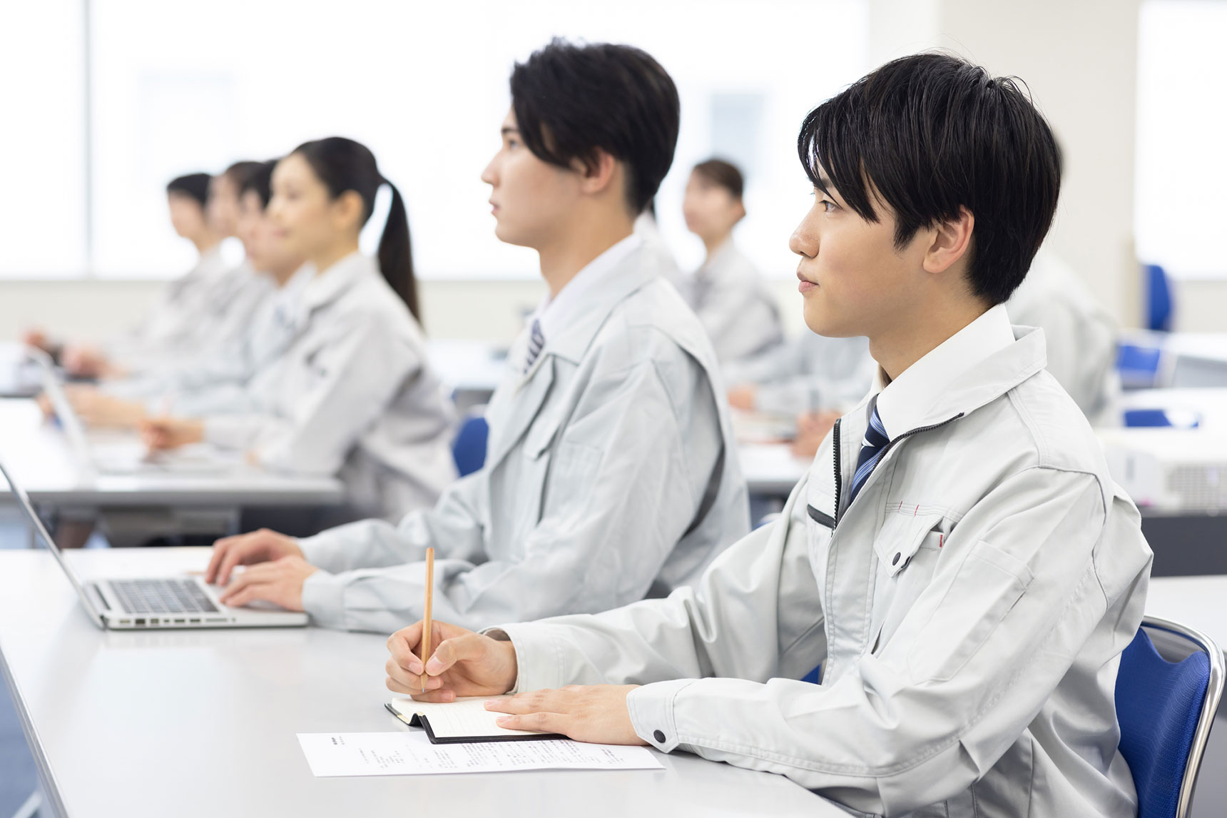 情報漏洩・著作権侵害を引き起こす前に!実践すべき対策