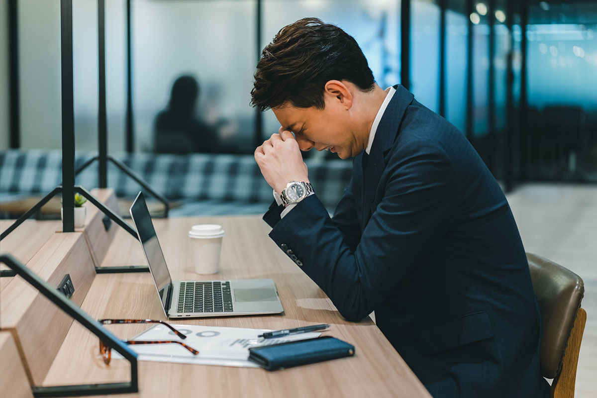 “ひとり情シス”が抱える課題とは? 障害時の業務リスクを整理